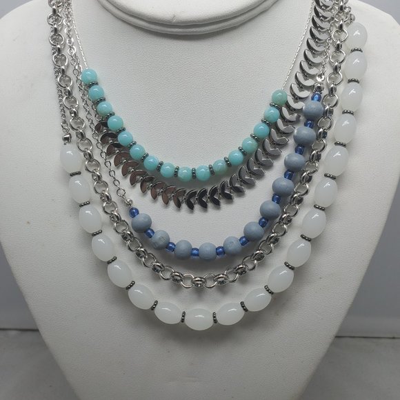 Meijer's layered 5 strand statement necklace - Picture 2 of 7